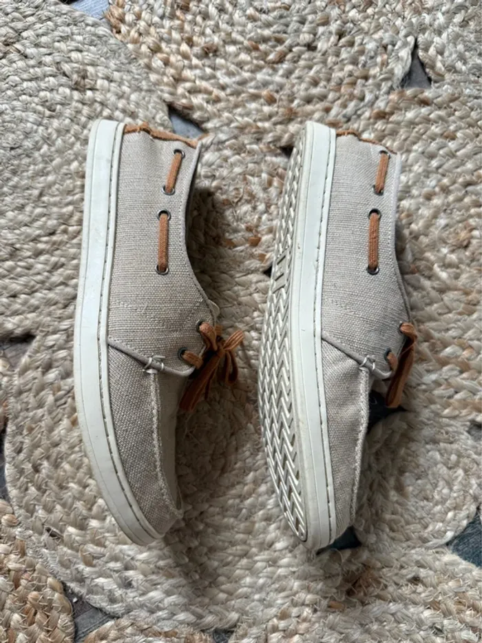 Chaussures TOMS - homme - taille 40 - photo numéro 2