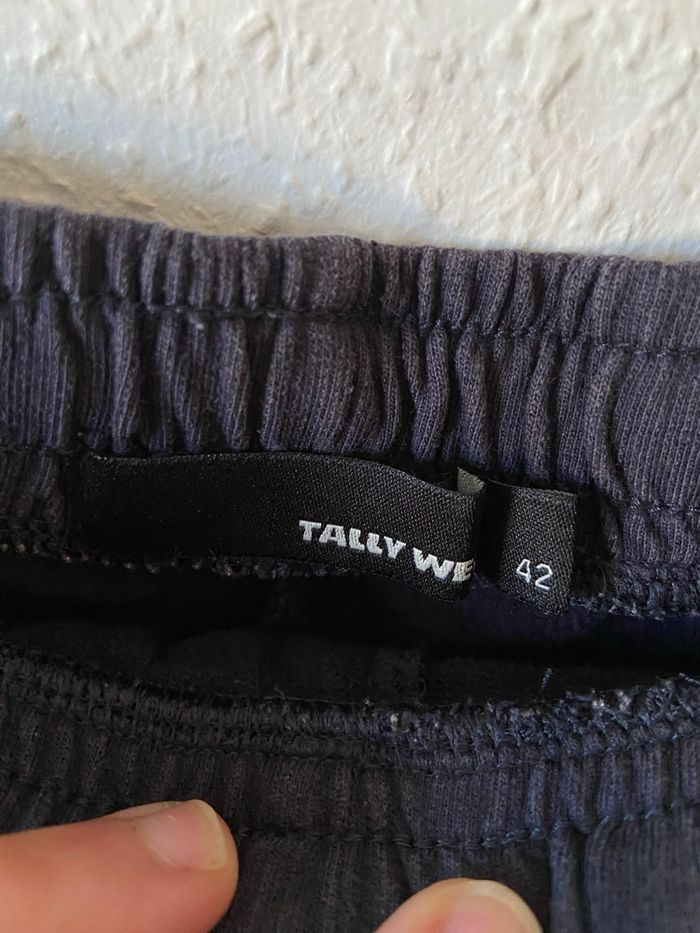 Short noir - photo numéro 2