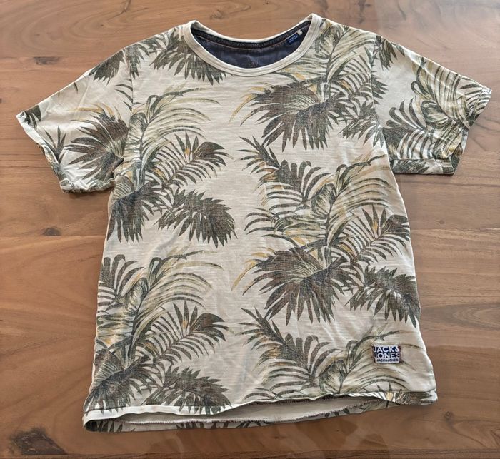 Tee-shirt tropical