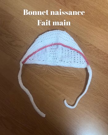 Bonnet naissance fait main