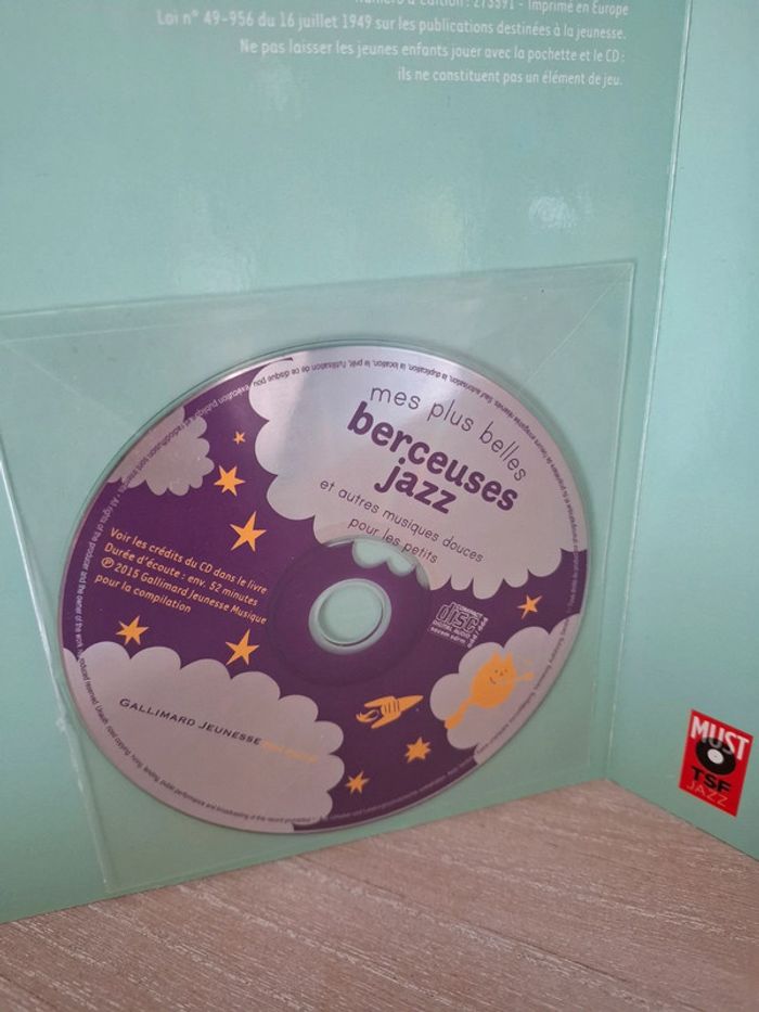 Livre CD - photo numéro 2