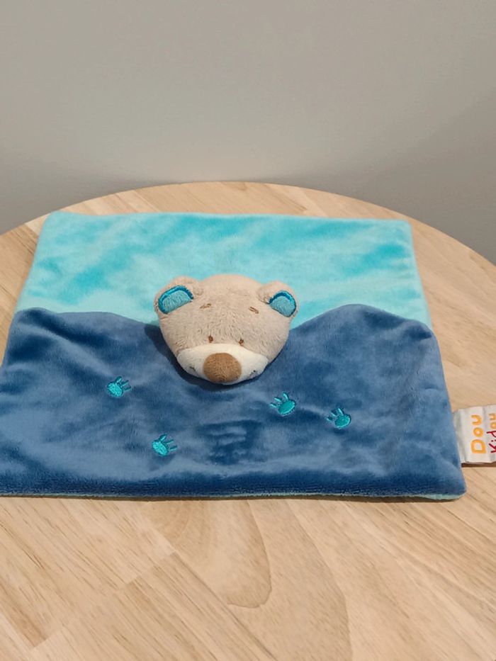 Doudou ours bleu doukidou