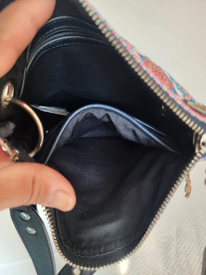Sacoche sac 👜 bandoulière Desigual état neuf - photo numéro 8