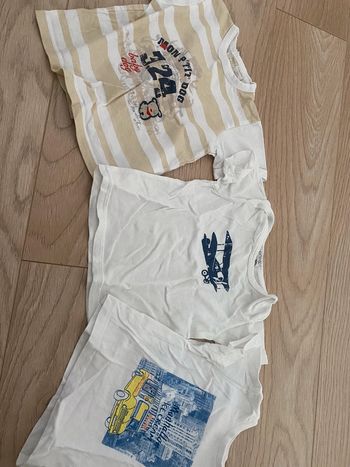 Lot de 3 t shirts MC 6 mois très bon etat