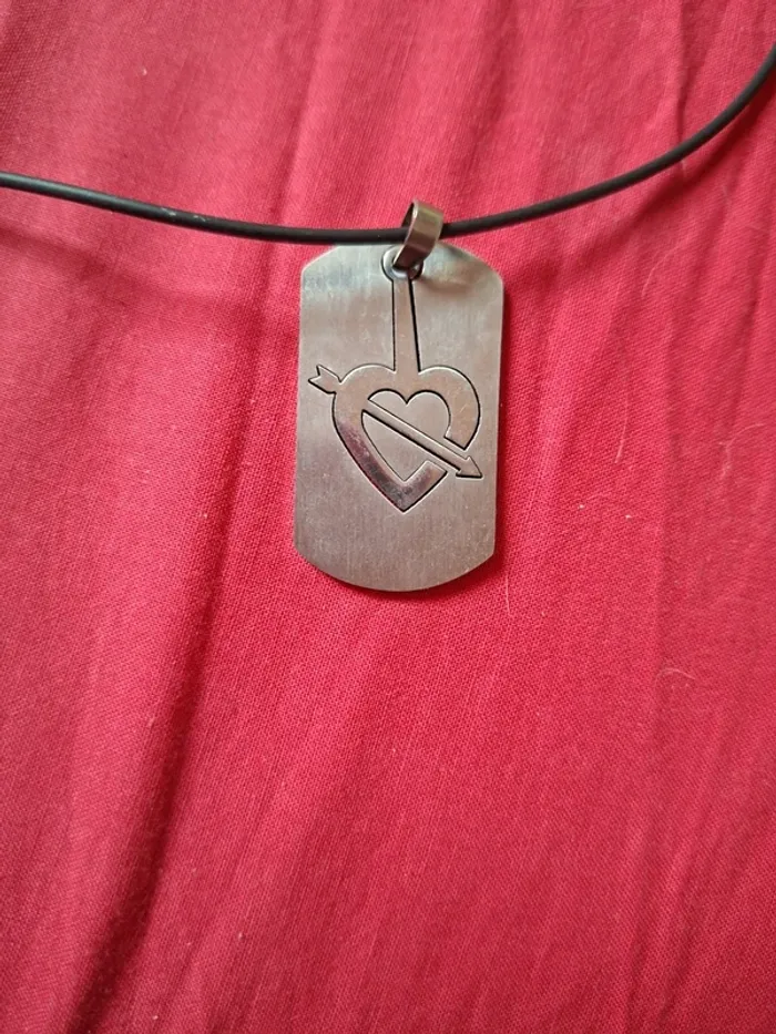 Collier cœur avec flèche - photo numéro 2