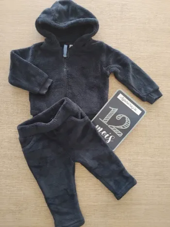 Ensemble 12 mois / 74 cm