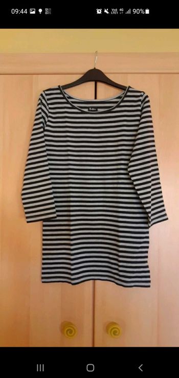 Tee shirt style marinière