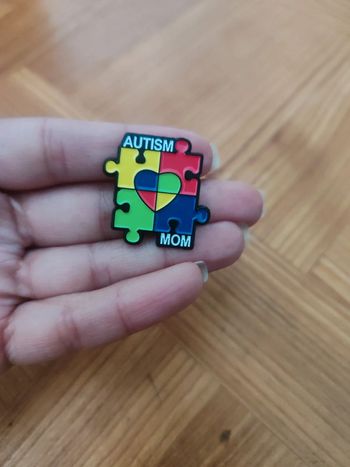 Pin's mom autism
