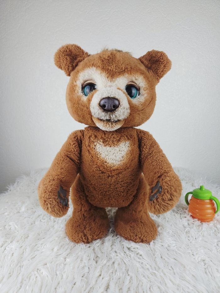Peluche interactive Cubby l ours curieux marque Furreal 🎅 - photo numéro 2