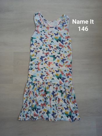 Superbe robe motifs papillions Name it taille 146