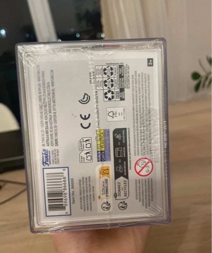 Figurine POP Ève Kim Disney Tron ARÈS 1970 limited édition 3500 pièces dans le monde - photo numéro 6