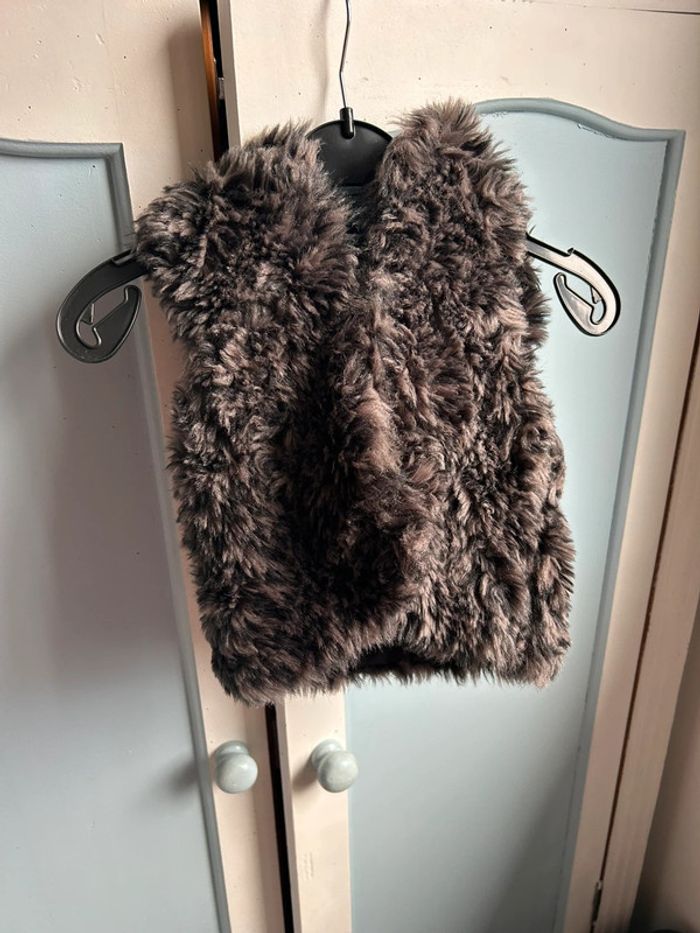 Gilet sans manches fausse fourrure , 6 mois , kitchoun