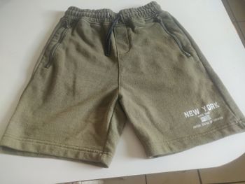 Short XS ou 14 ans
