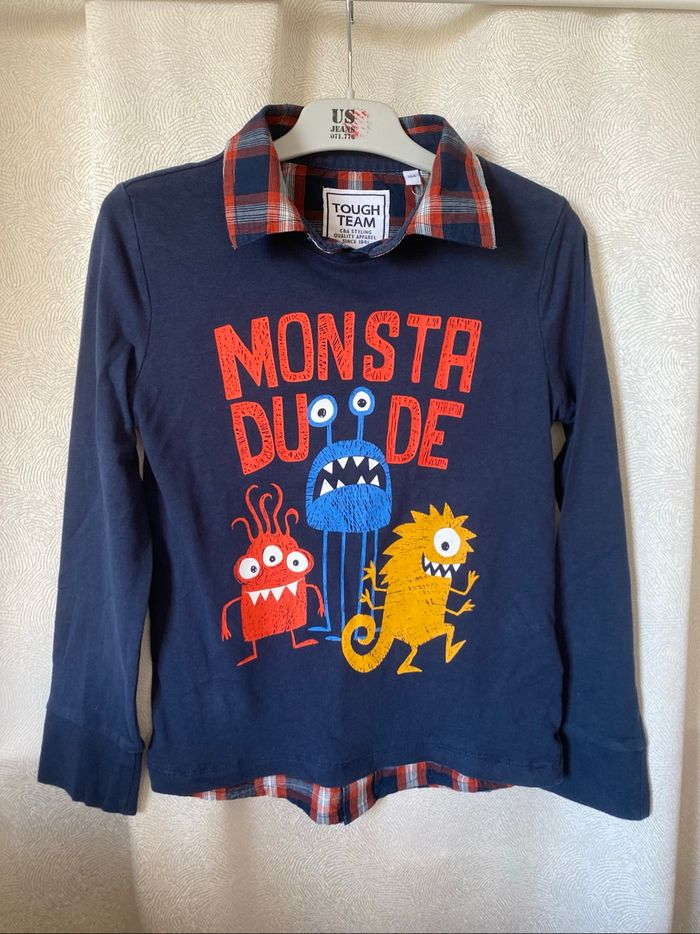 État neuf T-shirt chemise monstres 9 ans C&A