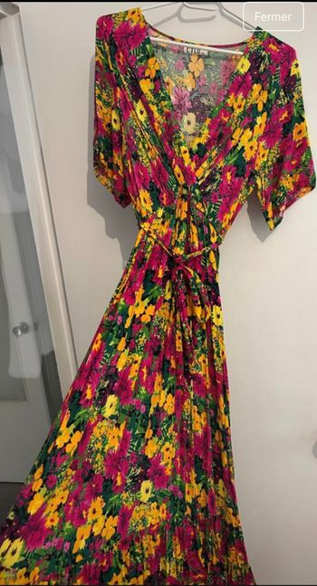 Jolie robe