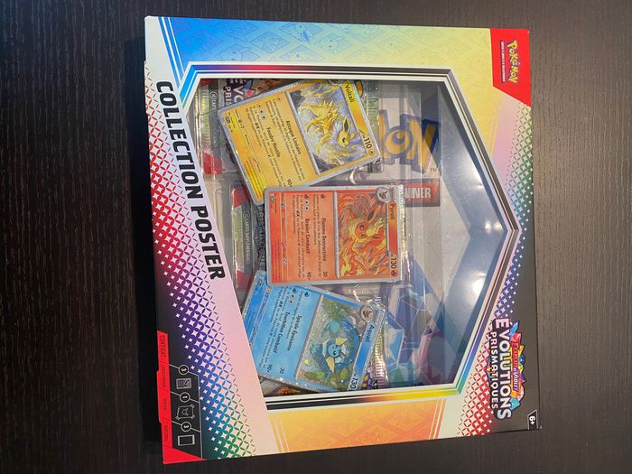 Coffret poster Pokémon évolutions prismatiques