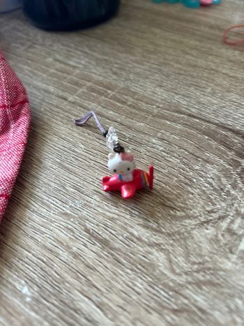 Figurine hello kitty