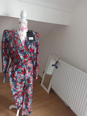 Neuf étiquetée combinaison soie taille 36The Kooples 