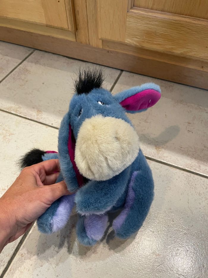 Peluche Bourriquet de Winnie L'ourson