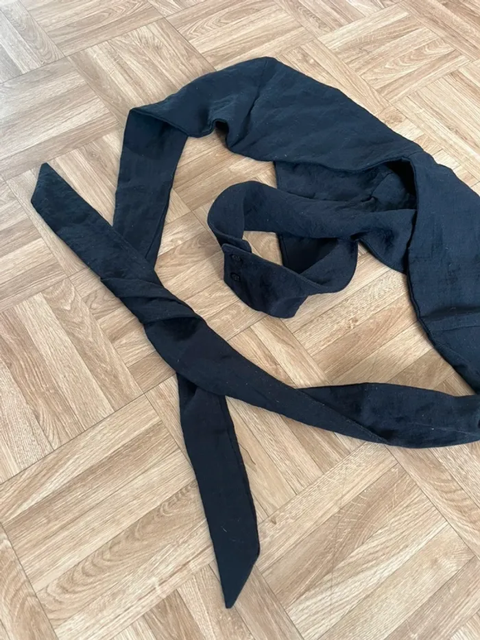 Top haut bustier croisé noir H&M - photo numéro 3