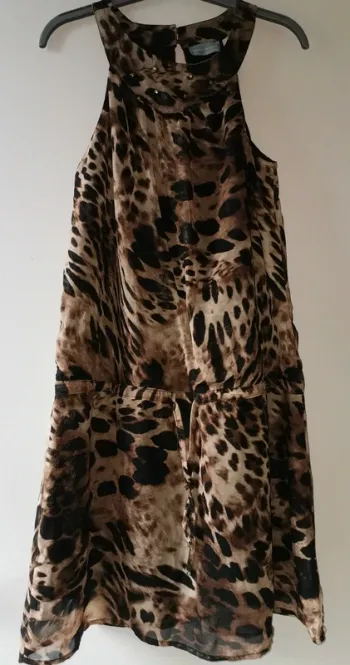 Lot d'une robe et d'une tunique léopard