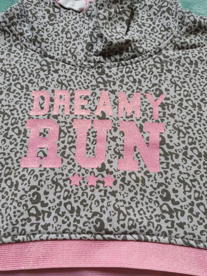 Magnifique pull court 6 ans - photo numéro 2