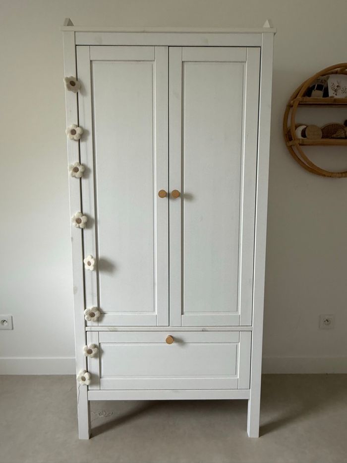 Armoire bébé IKEA sundvik