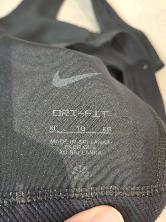 Brassiere de sport Nike - photo numéro 3