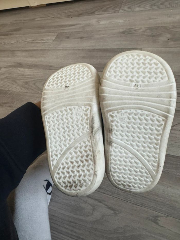 Chaussure bébé - photo numéro 3
