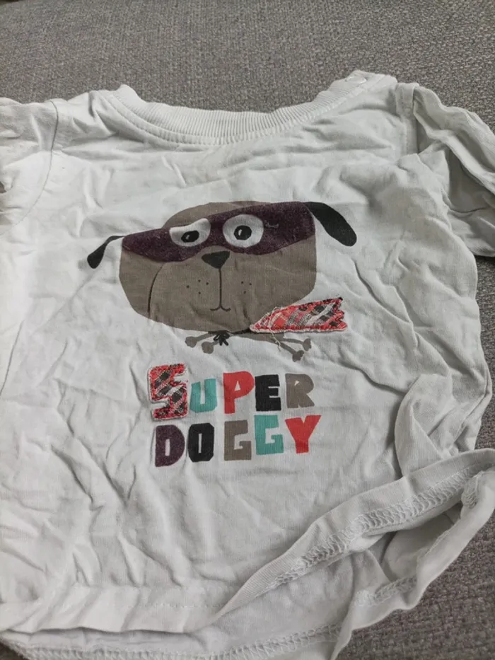 Lot t-shirts manches longues 18 mois - photo numéro 7
