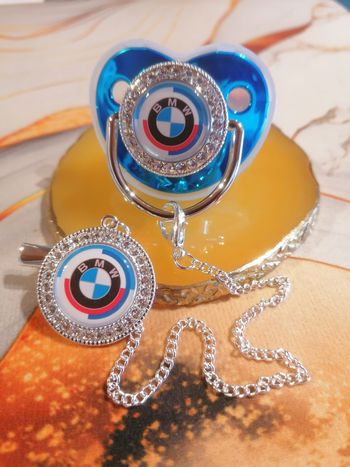 Tétine bleu BMW 50 ans