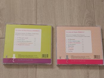 Lot de 2 CD d'histoires à écouter