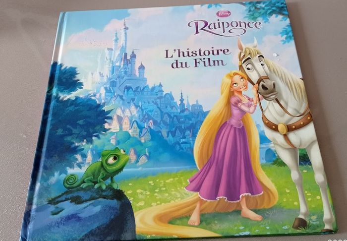 Livre  et poupée Raiponce, l'histoire du film - photo numéro 3