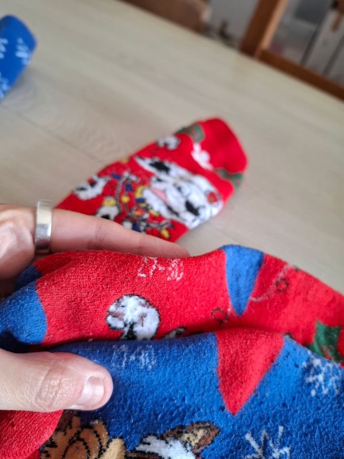Lot chaussettes Noël T. 27/30 - photo numéro 4