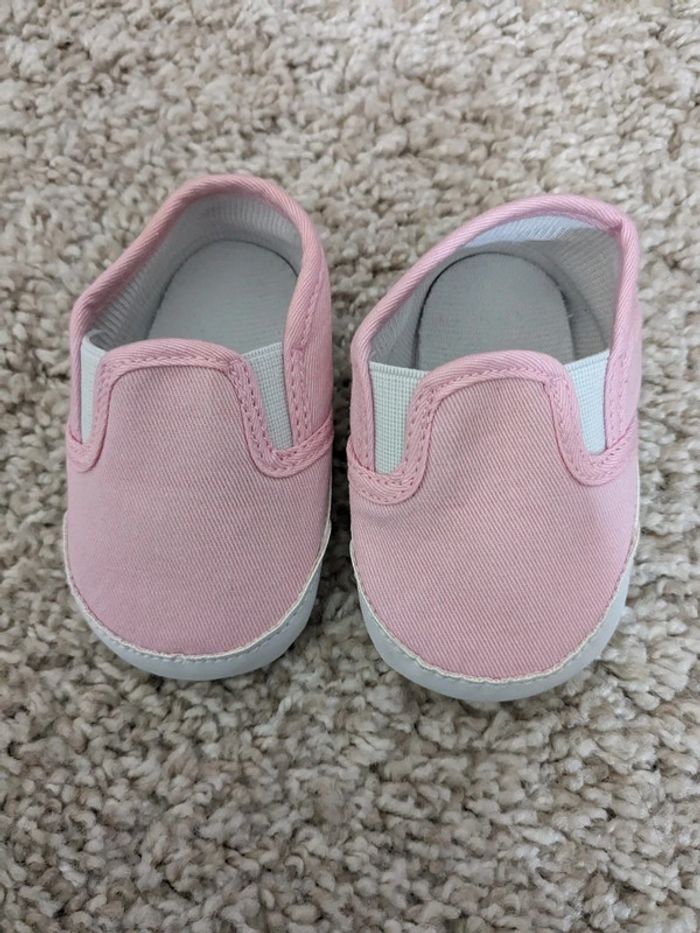 Baskets en toile neuves