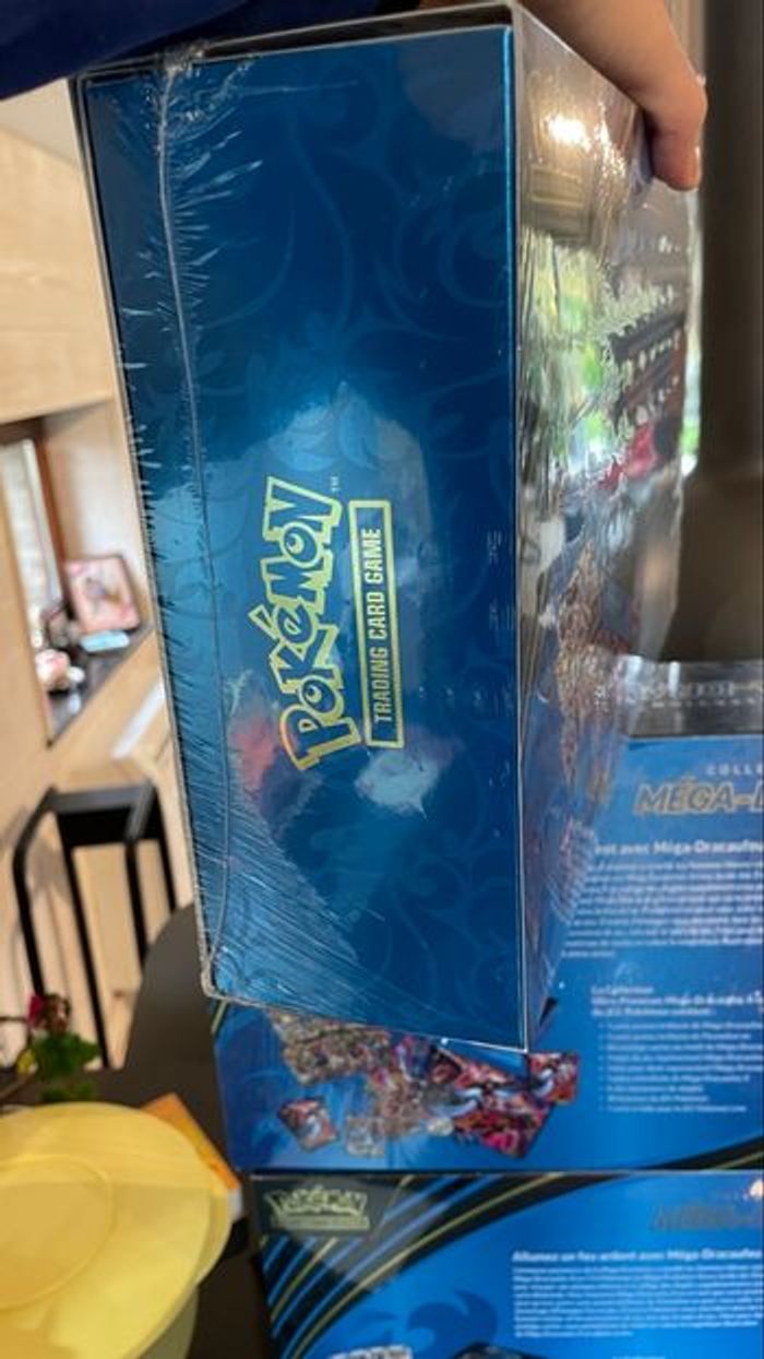 4 upc mega dracaufeu - photo numéro 4