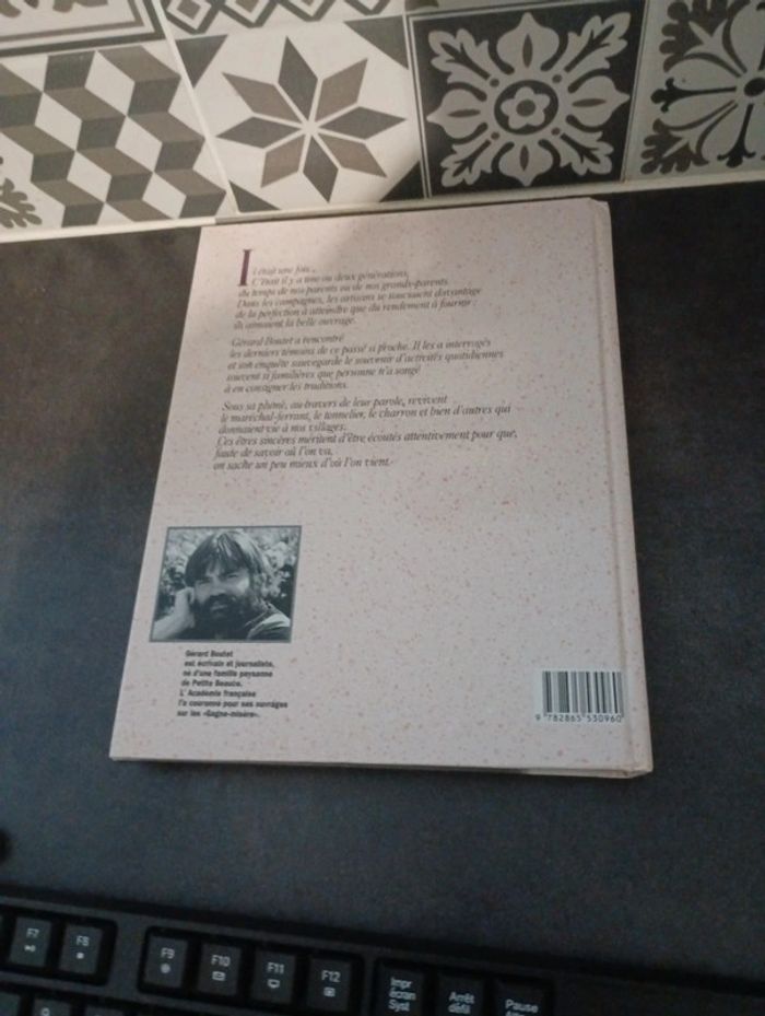 Livre La Belle Ouvrage Les plus beaux metiers villageois - photo numéro 6