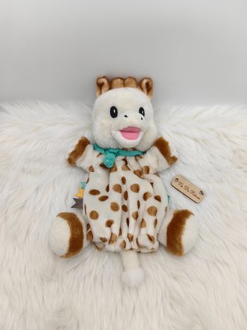 Doudou peluche Marionnette Girafe Sophie La Girafe Vulli