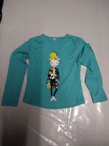 T-shirt vert taille 5 ans