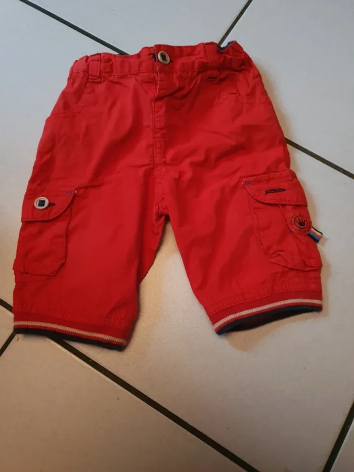 Short rouge