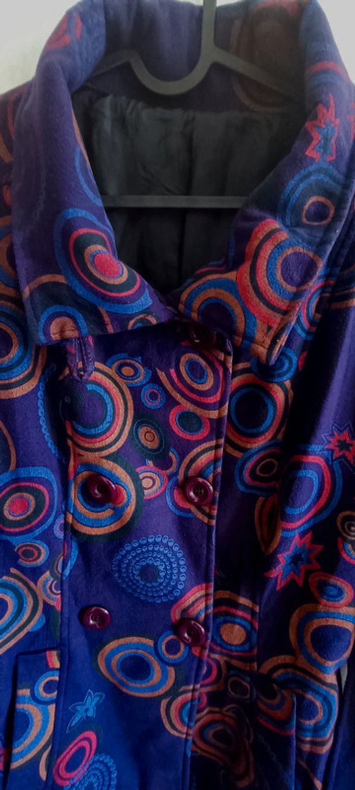 Veste mi longue avec ceinture. Taille 40. - photo numéro 2