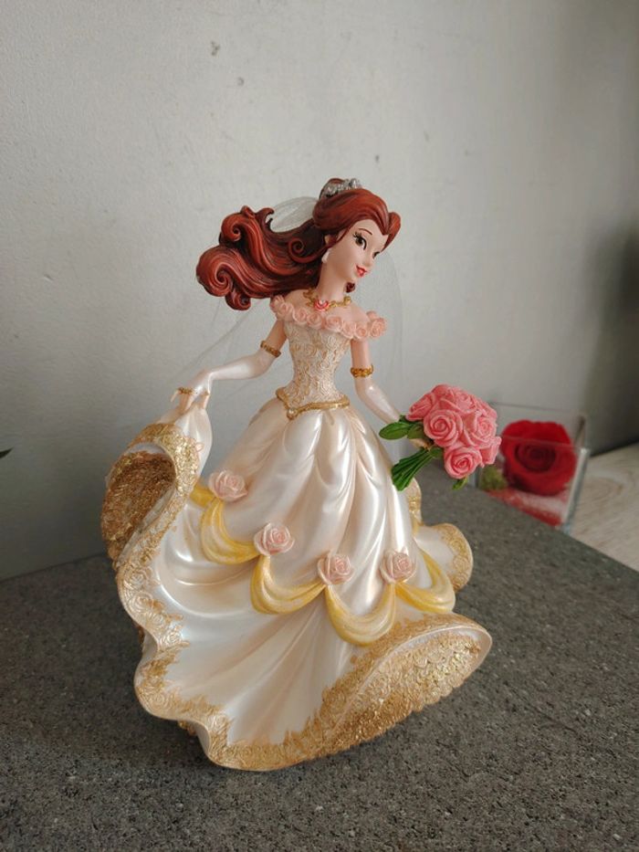 Figurine Disney showcase belle mariée haute couture - photo numéro 3