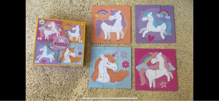 Boîte à puzzles toy universe