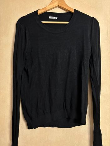 Pull noir gemo taille M bouton doré