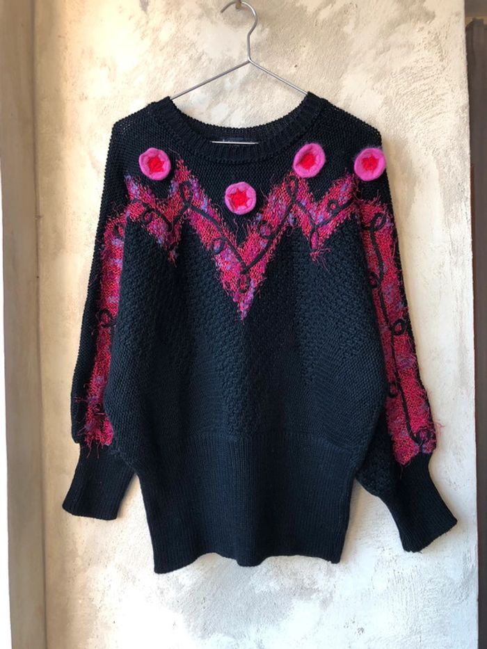 Joli pull noir et rose vintage Vango L - photo numéro 2
