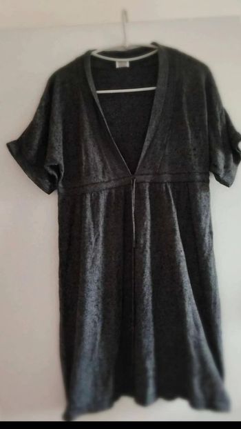 Robe  grise  camaïeu taille  2