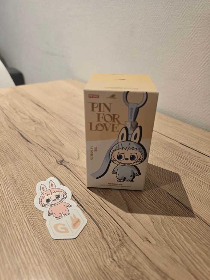 Labubu Pin For Love