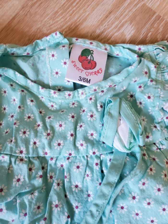 Robe neuve 3 mois - photo numéro 4