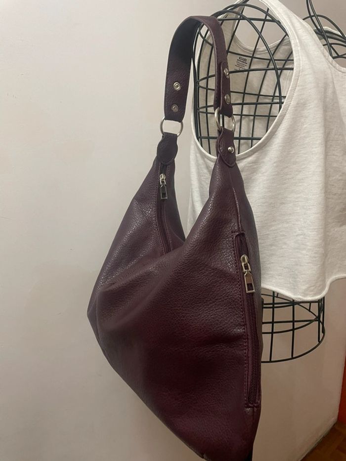 Valeur en boutique 34€ Grand Sac Fourre- Tout violet. Sac à Main violet très Élégant et raffiné - photo numéro 4
