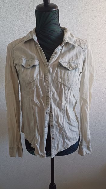 Chemise à bouton pression 